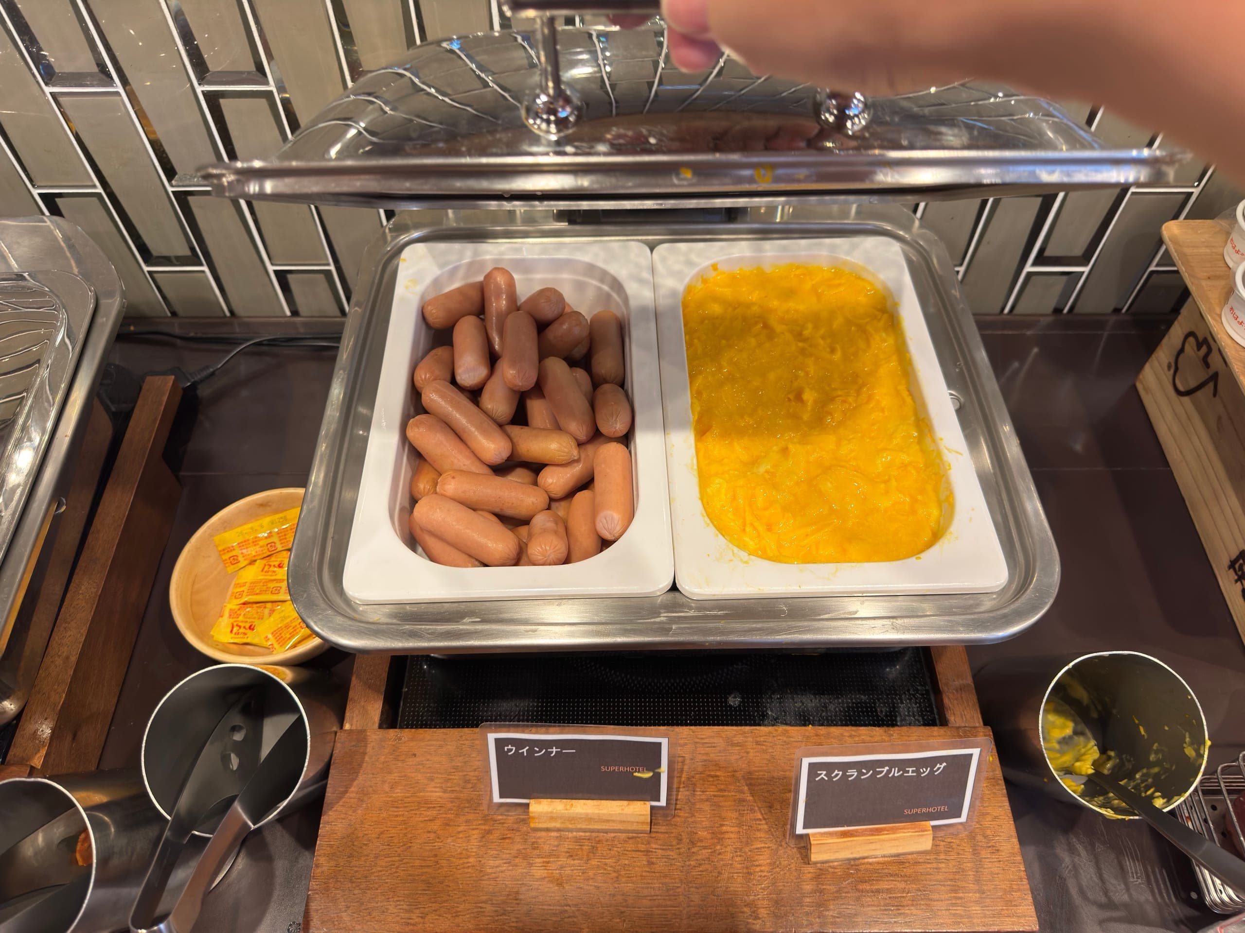 Buffet line
